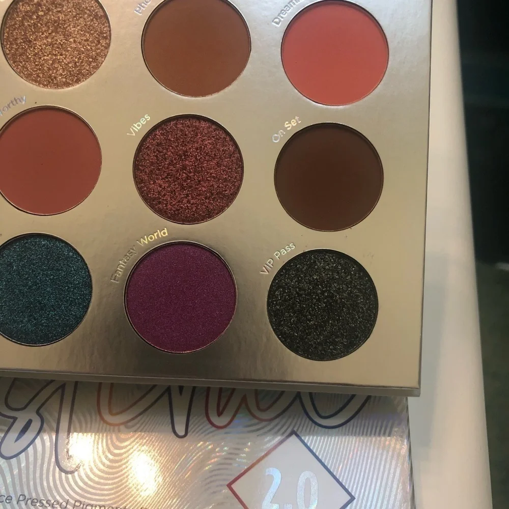 NIB PUR FESTIVAL 2.0 EYESHADOW PALETTE